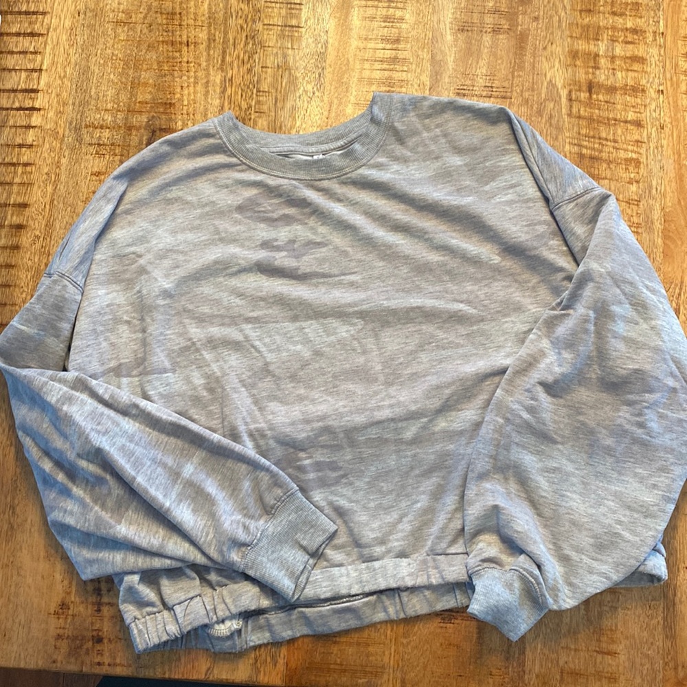 Z Supply cropped camo sweatshirt
